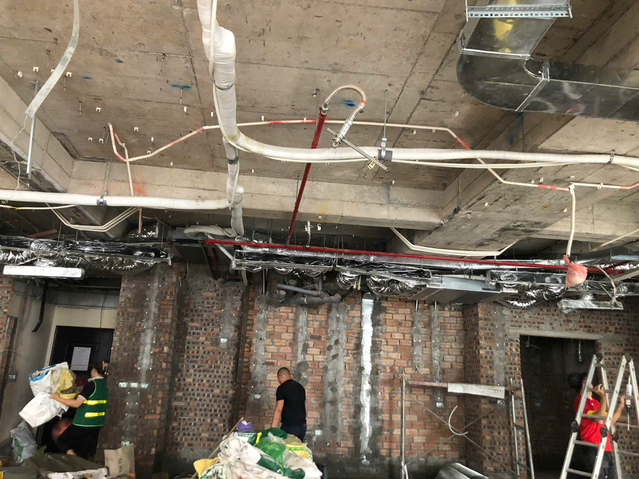 thi công lắp đặt hệ thống điều hòa công nghiệp